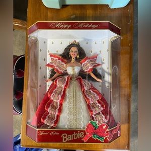 1997 Special Edition Happy Holidays Barbie